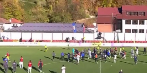 TOTALNI HAOS NAKON MEČA U IVANJICI: Neredi na tribinama posledica tuče na terenu, obezbeđenje moralo da reaguje! (FOTO)