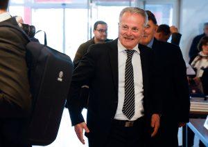 LAMARTINI SAMO NEMO POSMATRA: Evo sa kim se našao Bjeković veče nakon odlaganja izbora! (FOTO)