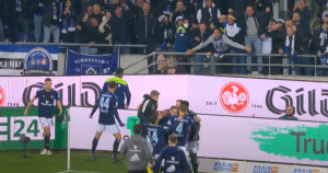 POGLEDAJTE MAJSTORIJU VREDNU POBEDE: Ofanzivac sam istrčao kontru preko celog terena i matirao golmana u sudijskoj nadoknadi! (VIDEO)