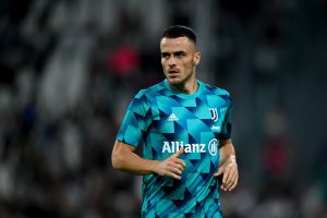 SRPSKI DUO DOVEO JUVENTUS DO PREDNOSTI: Vlahović asistirao Kostiću za delirijum na tribinama! (VIDEO)