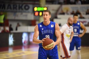 LUKA BOŽIĆ JE ČUDOVIŠTE: I Čačak pao pod hrvatskom senzacijom!