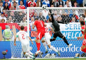 OGROMAN PROBLEM ZA ŠVAJCARCE: Strašna povreda najbitnijeg igrača, upitan za Svetsko prvenstvo! (FOTO)