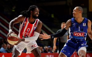 HOLAND ZAKUCAO PODGORIČANE: Kakav potez Amerikanca – podigao je celu halu na noge! (VIDEO)