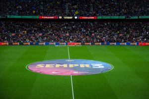 BARSELONA NACILJALA REŠENJE ZA SVE PROBLEME: Katalonci kupuju u Premijer ligi!