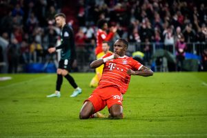 BAJERN ZA POLUVREME PRESLIŠAO RIVALA: Gnabrijev het-trik! (VIDEO)