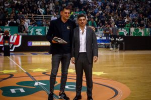 A KAKO ON DA SE NE OGLASI: Vlasnik Panatinaikosa grmi – optužuje Evroligu za masakr!