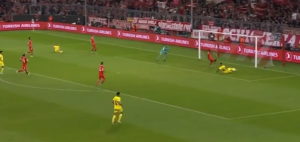 NIKO NE MOŽE DA VERUJE ŠTA SE DEŠAVA: Jedan od najboljih napadača današnjice promašio neverovatnu šansu – dogodio se jedan veoma sporan detalj! (VIDEO)