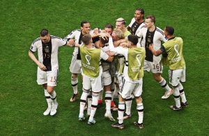 FIFA UDARA NEMCE PO DŽEPU: „Panceri“ kažnjeni zbog velikog propusta Hansija Flika!