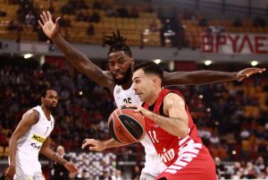 PARTIZAN NIJE IZDRŽAO: Olimpijakos imao neverovatno šutersko veče, povrede mnogo uticale na ‘crno-bele’! (FOTO)