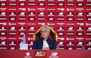 MURINJO VIDNO NEZADOVOLJAN: Da sam ja posle „triplete“ 2010. završio karijeru, sada bih bio srećan čovek! (FOTO)