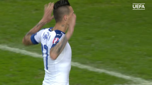 SUZE ZA KRAJ BOGATE KARIJERE: Oprštaj Mareka Hamšika! (VIDEO)