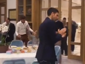 NOVAKOVA DECA PRIVUKLA NAJVIŠE PAŽNJE: Tara igrala kolo, a Stefan pouvkao harizmu na tatu! (VIDEO)