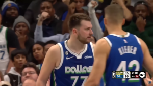 MVP NAGRADA NE PLANIRA DA NAPUSTI EVROPU: Dončić demolirao šampiona i probudio Dalas! (VIDEO)