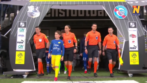 ISTORIJSKI DAN ZA MUŠKI FUDBAL: Žena deli pravdu na meču koji rešava pitanje prolaska dalje danas!