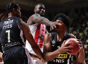 PORAŽAVAJUĆI PODATAK ZA VEČITE: Deset igrača u prvim petorkama, samo dva srpska košarkaša!