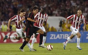 JEDAN OD NAJBOLJIH FUDBALERA U OVOM VEKU HVALI ORLOVE: „Mnogo su opasni!“