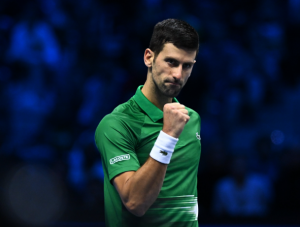 LEGENDA NAVIJA ZA LEGENDU: Čuveni napadač Milana bodri Đokovića u Torinu! (VIDEO)