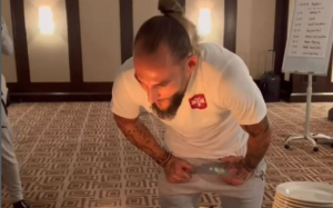 ‘DA ZGAZIMO SVE’: Gudelj proslavio rođendan u Bahreinu i poslao snažnu poruku ekipi! (VIDEO)