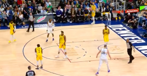 SUDIJA KOJI JE IZBACIVAO JOKIĆA NA TAPETU: Vređao je poznatog NBA košarkaša na sred utakmice!