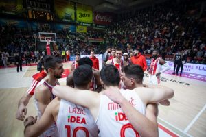 ZVEZDA NASTAVLJA AKCIJU: Rezerevni digitalni dres crveno-belih izlazi na aukciju!