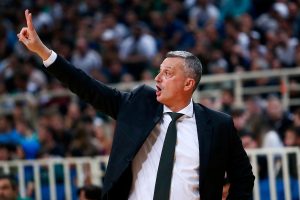 JANAKOPULOS STAO U RADONJIĆEVU ODBRANU: Smatra da je bivši trener Zvezde najbolji izbor za PAO – spomenuo i Lasa!