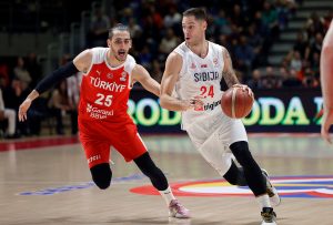 MNOGO BORBE, SRBIJA IGRA NEVEROVATNO TIMSKI: Neviđeni procenat asistiranih poena za Orlove!