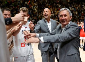 PLASMAN NA SP JE GOTOVO OSIGURAN, SADA MOŽE DA SE UŽIVA: Svetislav Pešić posetio rodni grad i odmah otišao na utakmicu!