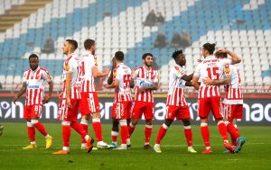 MINIMALNA ZVEZDA NA POLUVREMENU: Crveno-beli neubedljivi sa Lučanima! (VIDEO)