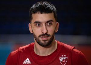 KAMPACO U AVIONU ZA ATINU: Još uvek se ne zna da li će zaigrati!