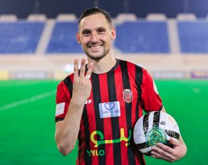 ZAVRŠNICA KOJA OSTAVLJA BEZ DAHA: Nekadašnji srpski reprezentativac zasijao u nadoknadi!