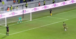 U STILU NAJVEĆIH MAJSTORA: Marko Lazetić panenkom iz penala poslao jasnu poruku Pioliju – želi da ostane na San Siru! (VIDEO)