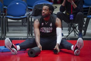 TEŽAK MALER PRATI DŽORDANA LOJDA: Taman zalečio jednu povredu – odmah doživeo novu! (VIDEO)