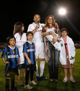 EMOTIVNA ISPOVEST MIHINE ŽENE: „U kući još miriše cigara koju je pušio na terasi, bilo je i onih koji su me osuđivali“