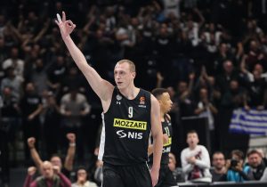 SMAILAGIĆ PROGOVORIO O POVREDI: „Svi doktori rekli da pauziram – nisam mogao više da sedim sa strane!“