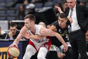 POBEDA PARTIZANA U DERBIJU KOLA: Crno-beli vodili skoro 30 razlike pa se opustili, FMP prišao na -3! (FOTO)