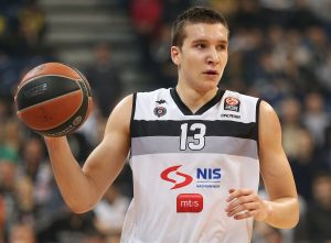 BOGDANOVIĆ KOMENTAROM RASPALIO MAŠTU NAVIJAČA I NAJAVIO POVRATAK: ‘To je sledeća stanica!’ (FOTO)