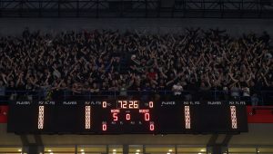 NAVIJAČI ZVEZDE UŠLI U ARENU: Policija je posvuda oko dvorane! (FOTO) (VIDEO)