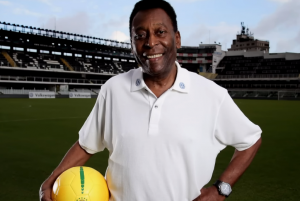 HILJADE LJUDI SE OPRAŠTA OD PELEA: Brazilci tuguju za jednim od najboljih fudbalera svih vremena! (VIDEO)