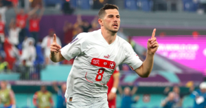 MEČ PUN PREOKRETA: Frojler za novo vođstvo Švajcarske! (FOTO)