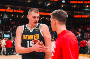 OVO SE ČEKALO: Bogdanović se vratio na parket pa slavio protiv Jokića! (VIDEO)