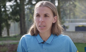 VREME JE ZA ISTORIJU: Ovo je prva žena koja će deliti pravdu na Svetskom prvenstvu u fudbalu! (VIDEO)