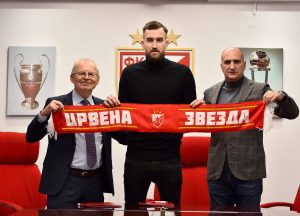 VASILJEVIĆ OSTAJE NA MARAKANI: Zvezda produžila ugovor sa sjajnim golmanom! (FOTO)