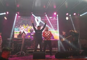 PA ONI NE MOGU BEZ SKANDALA: Dalića u rodnom mestu dočekali ustaškim pozdravima!