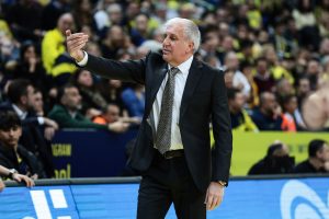 OBRADOVIĆ PONOSAN POSLE TRIJUMFA: „Ako možemo da pobedimo lidera Evrolige, možemo da igramo sa bilo kim!“