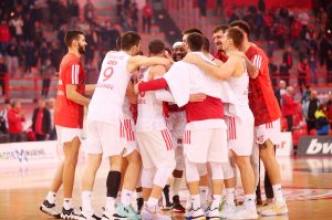 OGLASIO SE I KAMPACO NAKON TRIJUMFA ZVEZDE: Dao je podršku svojim saigračima! (FOTO)