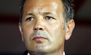 ‘MIHAJLOVIĆ U SREDINU, MIHAJLOVIĆ U VEČNOST!’: Fenomanlan gest umetnika iz Jagodine, osvanuo Mihin mural! (FOTO)