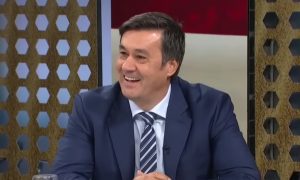 EMOTIVAN MOMENAT TOKOM UŽIVO PRENOSA: Navijači Južne Koreje skandirali Radetu Bogdanoviću! (VIDEO)