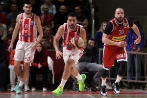 (POLUVREME) ZVEZDA RAZBIJA BORAC: „Delije“ gledale Kampacovu magiju na delu, Dobrić krenuo da rešeta Čačane!