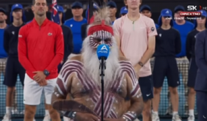 SPECIJALAN GOST: Đoković i Korda ostali u senci pri dodeli trofeja u Adelejdu! (VIDEO)