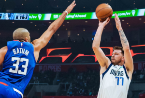 DALAS PORAŽEN U LOS ANĐELESU: Malo i preko 40 poena Luke Dončića! (VIDEO)